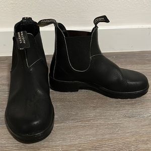 Blundstone Classics Chelsea Boots - BLACK #558